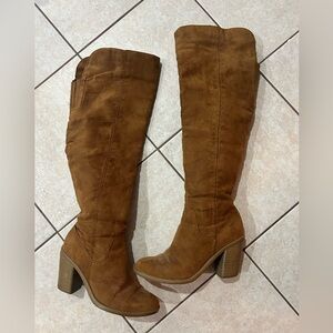 Dolce Vita over-the-knee boots (size: 8)
